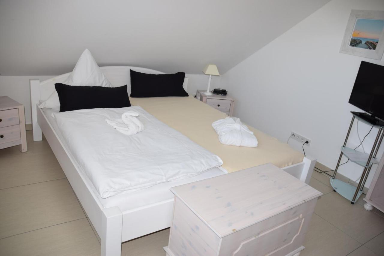 Wellness Appartements Ostfriesland Ihlowerfehn Ngoại thất bức ảnh